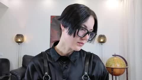 Snapshot of marie_fitch chatting on 05-04-26, 12:50 Marie Fitch online show from 05-04-26, 12:50