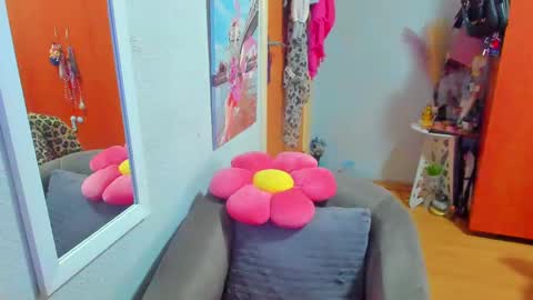 Snapshot of marie_marie03 chatting on 03-04-25, 07:41 Marie online show from 03-04-25, 07:41