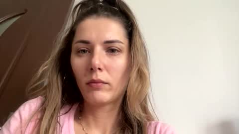 Snapshot of marie_marie03 chatting on 11-28-25, 09:12 Marie online show from 11-28-25, 09:12