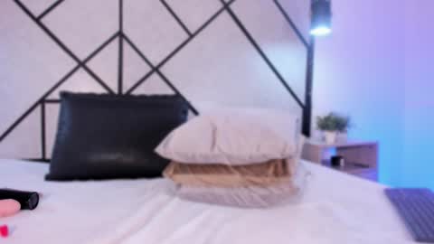 M A R I E online show from 01-27-25, 06:09