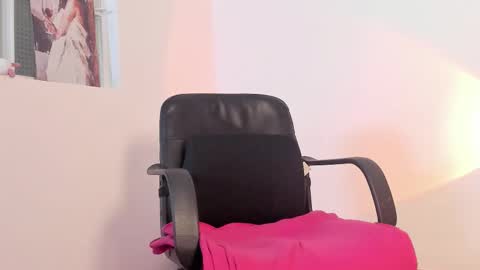 700 pm Washington time online show from 10-15-25, 12:55