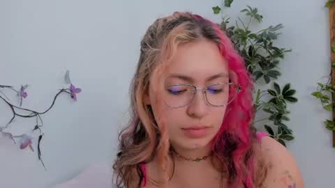 Mariee online show from 07-13-26, 06:22