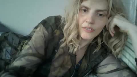 Mariejojo online show from 05-30-26, 05:43