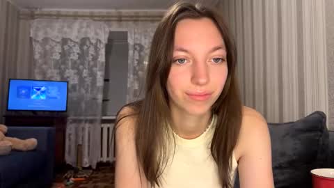 Snapshot of marielamilewski chatting on 11-27-25, 04:42 Marie online show from 11-27-25, 04:42