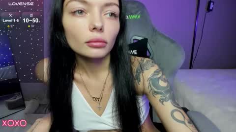 Maria  online show from 11-15-25, 08:49