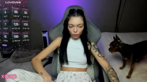 Maria  online show from 12-04-25, 10:24