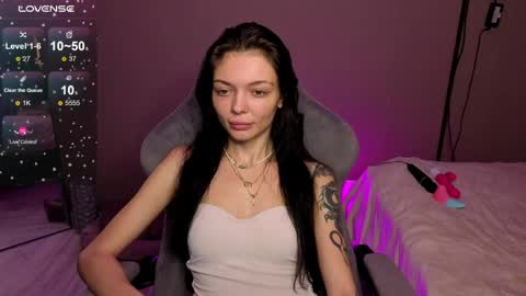 Snapshot of mariella__adams chatting on 05-05-26, 05:21 Maria online show from 05-05-26, 05:21