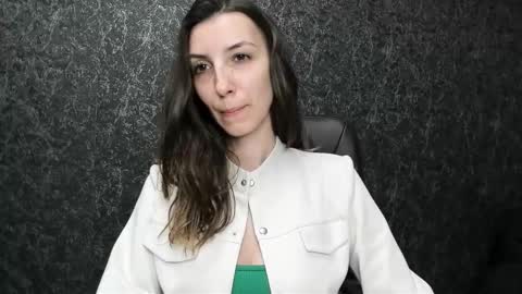 Snapshot of marielleanker chatting on 09-22-25, 09:11 marielleanker online show from 09-22-25, 09:11