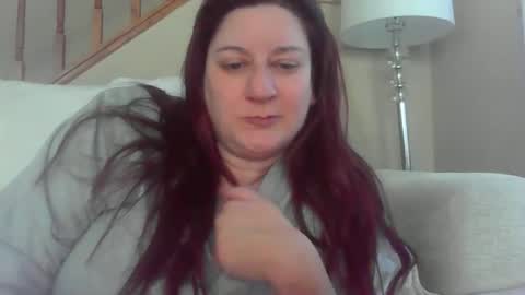 Marie online show from 10-27-25, 04:33