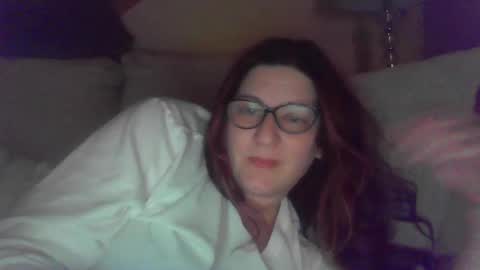 Marie online show from 11-04-25, 03:16