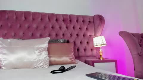 Snapshot of marieodette chatting on 06-02-26, 01:46 Marie online show from 06-02-26, 01:46
