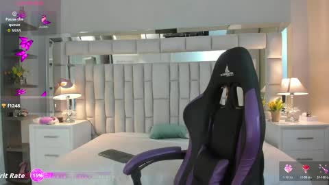 mariiahneedles online show from 04-15-26, 12:06