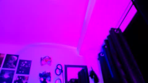 Snapshot of mariiana_velezz chatting on 12-04-25, 11:35 mariiana_velezz online show from 12-04-25, 11:35