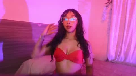 Luna Dulk online show from 07-21-26, 08:49
