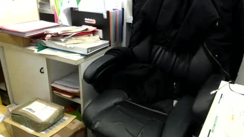 Snapshot of marikapikkola chatting on 02-19-25, 10:12 Mary... online show from 02-19-25, 10:12