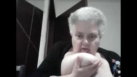 Snapshot of marilu64 chatting on 03-25-26, 07:31 marilu64 online show from 03-25-26, 07:31
