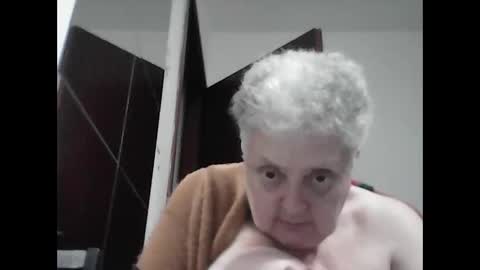 Snapshot of marilu64 chatting on 05-03-26, 06:14 marilu64 online show from 05-03-26, 06:14