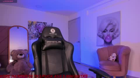 Snapshot of marily_daniela_ chatting on 04-02-26, 11:35 Marily Daniela online show from 04-02-26, 11:35