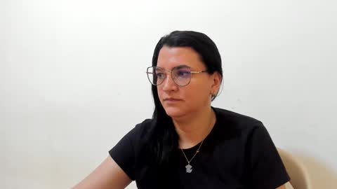 Snapshot of marilyn_garcia chatting on 11-01-25, 03:14 MARILYN SEXY online show from 11-01-25, 03:14