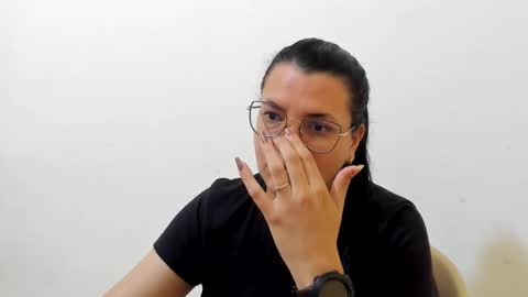 Snapshot of marilyn_garcia chatting on 11-08-25, 01:55 MARILYN SEXY online show from 11-08-25, 01:55