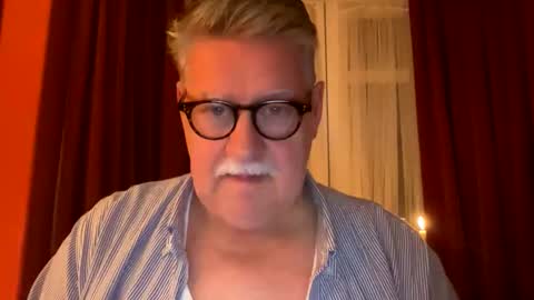 Snapshot of marin50 chatting on 09-20-25, 11:28 marin50 online show from 09-20-25, 11:28