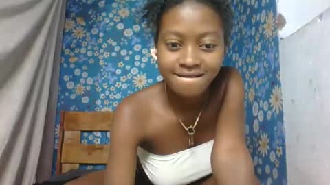 Snapshot of marinagold69 chatting on 05-27-26, 09:28 marinagold69 online show from 05-27-26, 09:28