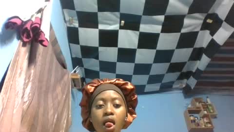 Snapshot of marinagold69 chatting on 06-11-26, 07:56 marinagold69 online show from 06-11-26, 07:56