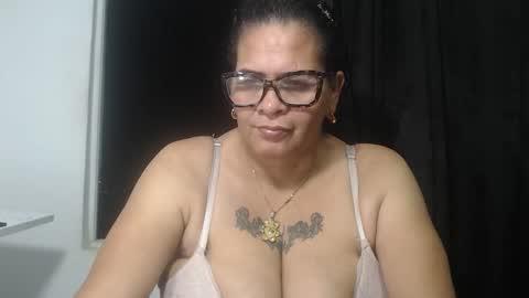 Snapshot of marinamilf chatting on 01-18-26, 07:45 Marina online show from 01-18-26, 07:45