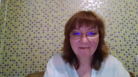 Snapshot of marinamrs chatting on 09-08-25, 04:39 marinamrs online show from 09-08-25, 04:39