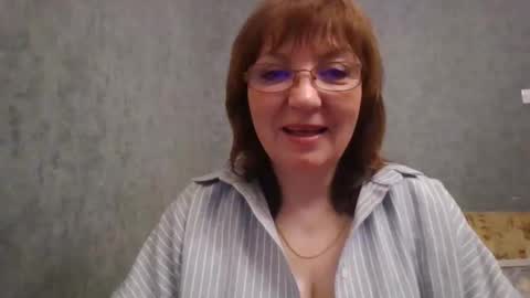 Snapshot of marinamrs chatting on 10-10-25, 11:37 marinamrs online show from 10-10-25, 11:37