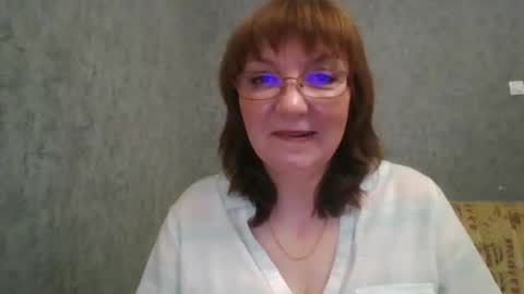 Snapshot of marinamrs chatting on 10-31-25, 09:05 marinamrs online show from 10-31-25, 09:05