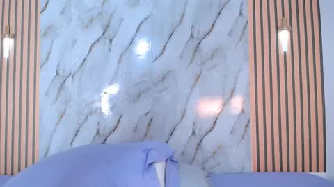 Snapshot of marinella16 chatting on 11-15-25, 06:15 Marinella16 online show from 11-15-25, 06:15