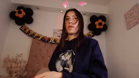 marinette online show from 10-25-25, 12:56