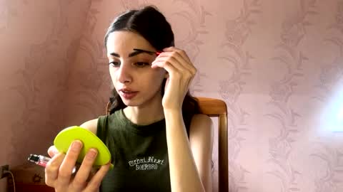 Anny online show from 05-18-26, 09:04
