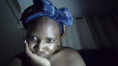 Snapshot of mariondarks chatting on 03-13-26, 11:00 mariondarks online show from 03-13-26, 11:00