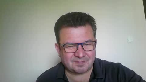 Snapshot of mariopolandsex chatting on 09-10-25, 09:20 Sexi Mario online show from 09-10-25, 09:20