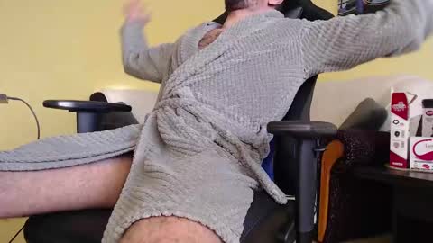 marioslim online show from 01-16-25, 01:47