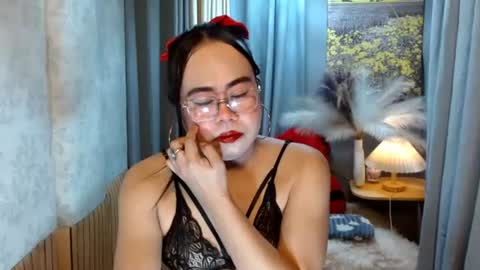 LEAH online show from 06-06-26, 03:28