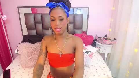 Nathaly online show from 10-25-25, 02:13