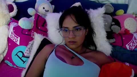 Maritza Ferrer -Samara Beltran online show from 11-14-25, 01:59