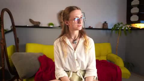Snapshot of maritzamanby chatting on 05-18-26, 03:35 Kate online show from 05-18-26, 03:35