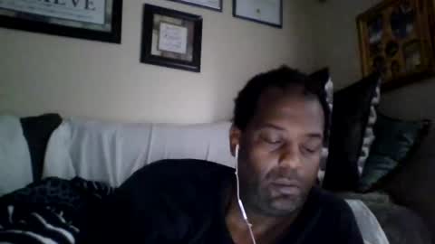 Snapshot of mark7062012 chatting on 12-26-24, 05:40 mark7062012 online show from 12-26-24, 05:40