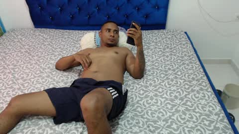 mark online show from 04-05-26, 06:16