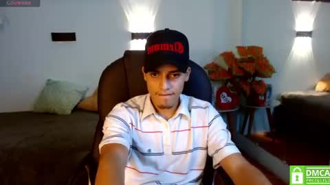 Snapshot of mark_jackson69 chatting on 07-16-26, 06:58 mARK online show from 07-16-26, 06:58