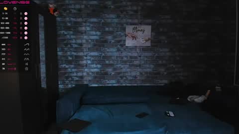 Mark online show from 05-21-26, 03:02