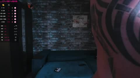 Mark online show from 05-22-26, 02:51