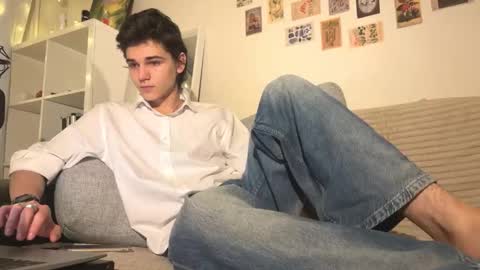 Mark online show from 11-21-25, 01:21