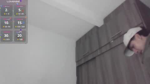 Snapshot of mark_rut chatting on 12-25-24, 11:11 MODEL Mark Rut online show from 12-25-24, 11:11