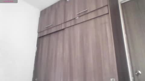 Snapshot of mark_rut chatting on 12-30-24, 03:35 MODEL Mark Rut online show from 12-30-24, 03:35