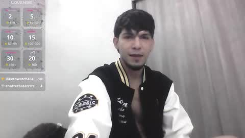 Snapshot of mark_rut chatting on 01-01-25, 12:32 MODEL Mark Rut online show from 01-01-25, 12:32